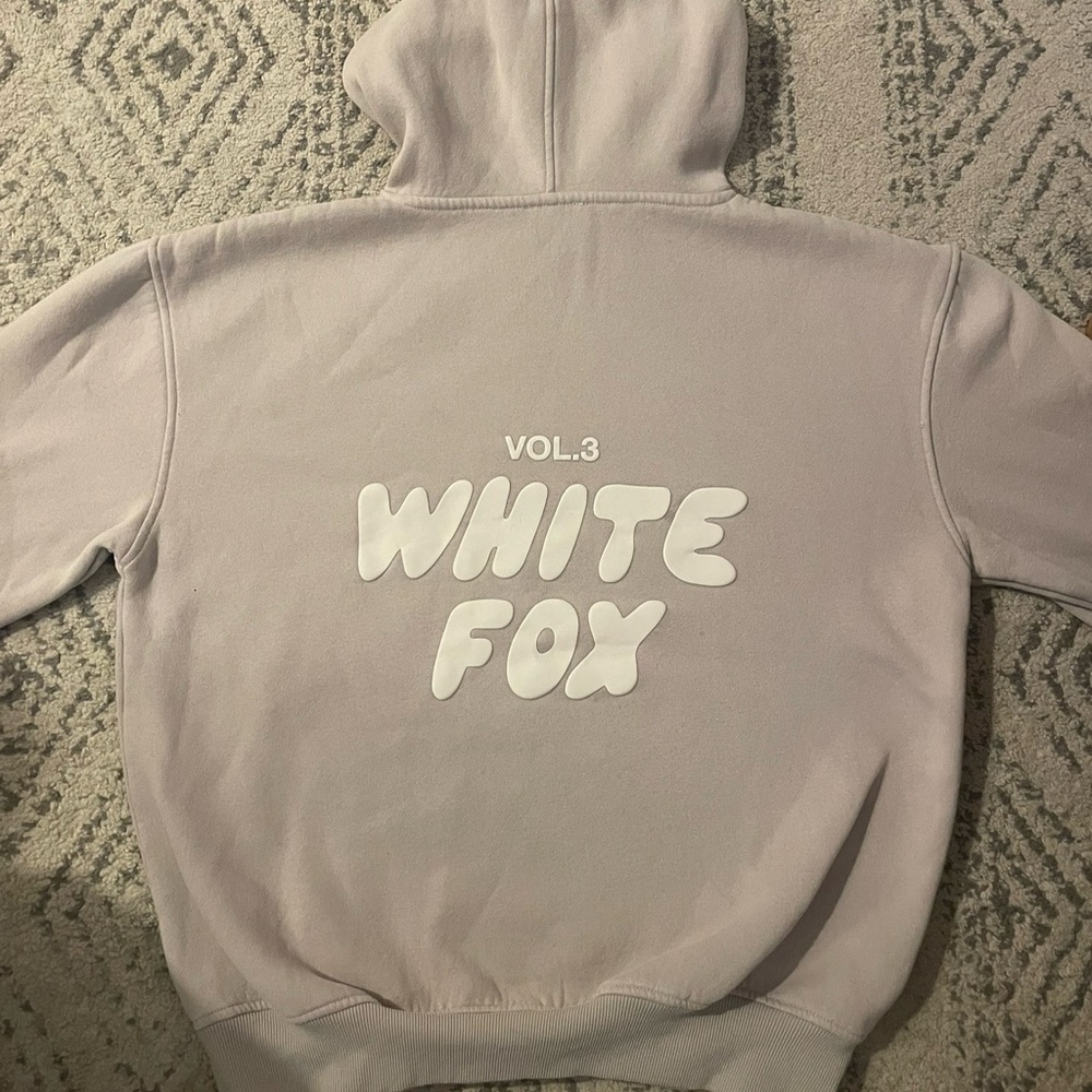 White Fox Offstage Hoodie in Moon XS/S